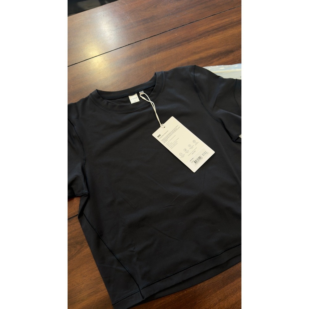 LSKD All Day Short Sleeve Tee Black Womens Athletic Top Womens Small NWT NEW